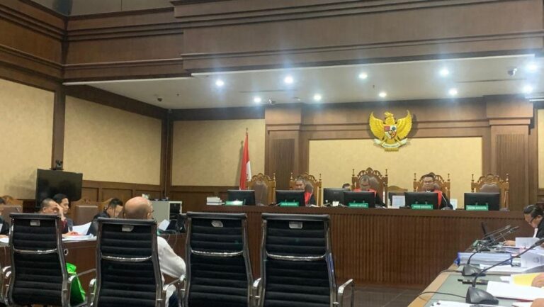 Muncul Uang Welcome Drink 5 Ribu US Dollar di Kasus Suap Hakim