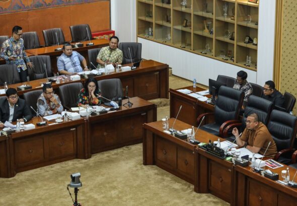 Pengesahan Revisi UU BUMN, Menteri dan Wakil Menteri Dilarang Rangkap Posisi